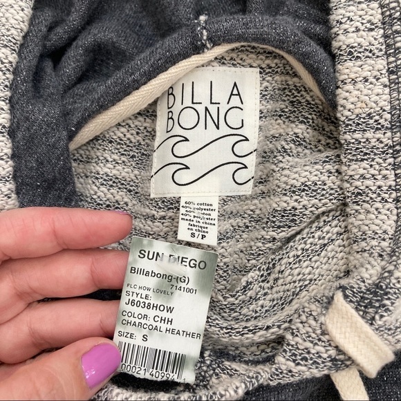 Billabong How Lovely Hoodie Pullover Sweatshirt NWT Small - Picture 10 of 10
